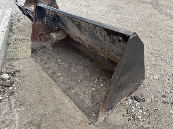 Photo of 2015 John Deere 204K