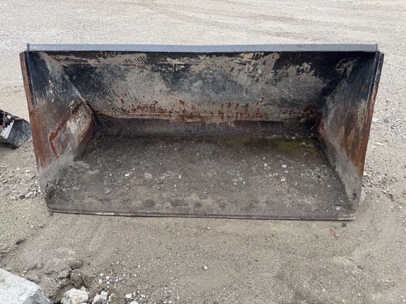 Photo of 2015 John Deere 204K