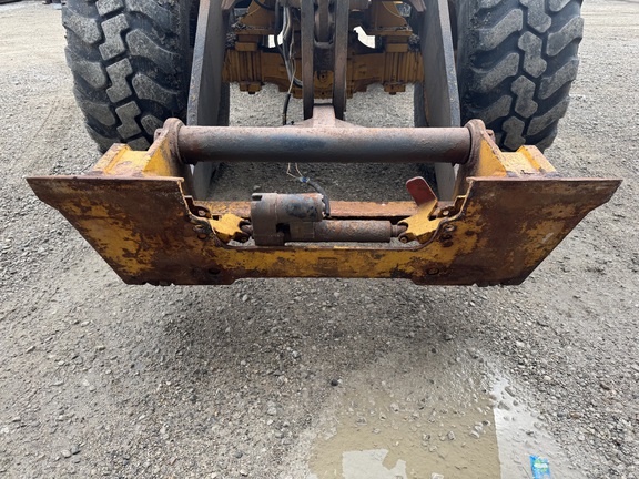 Photo of 2015 John Deere 204K