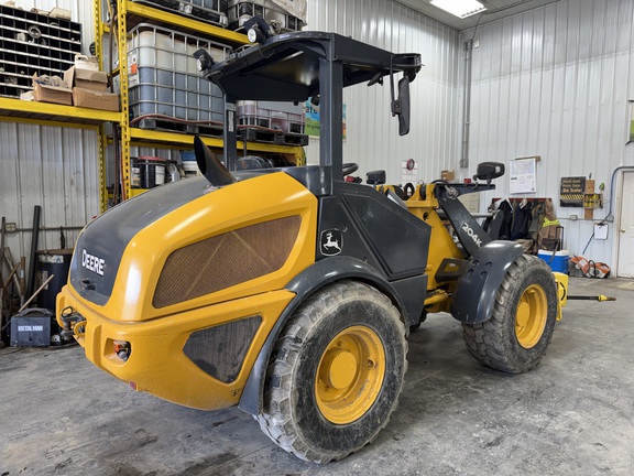 Photo of 2015 John Deere 204K