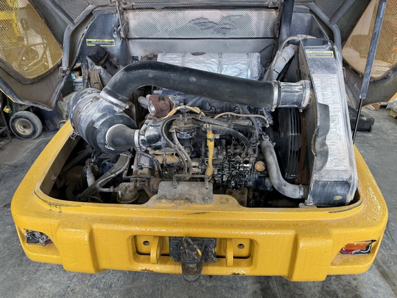 Photo of 2015 John Deere 204K