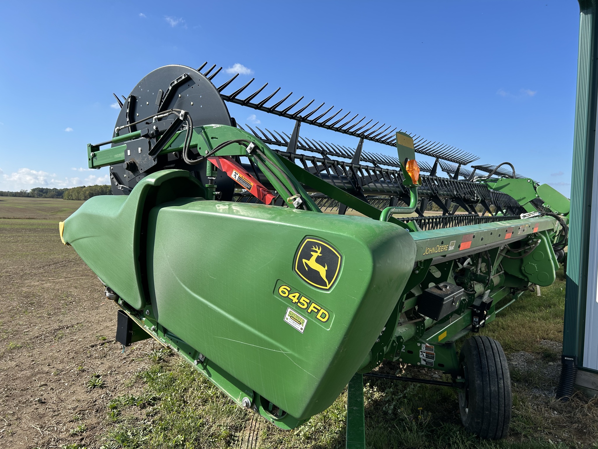 2017 John Deere 645FD Image 1