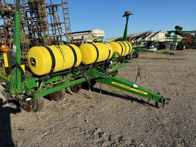 2008 John Deere 1750 Image 1
