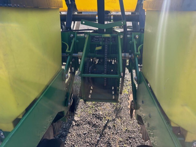 2008 John Deere 1750 Image 4