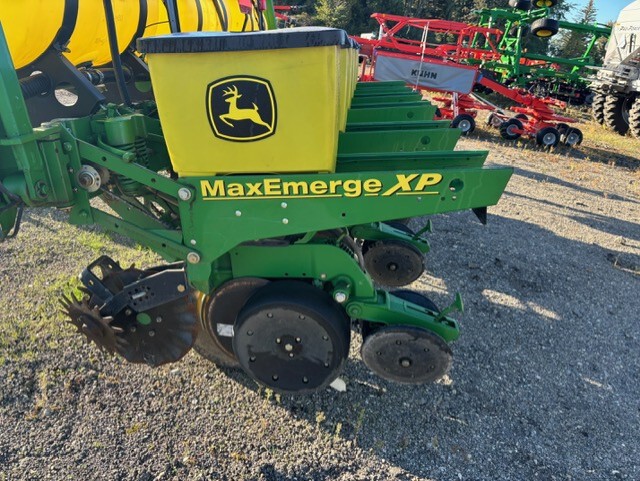 2008 John Deere 1750 Image 6