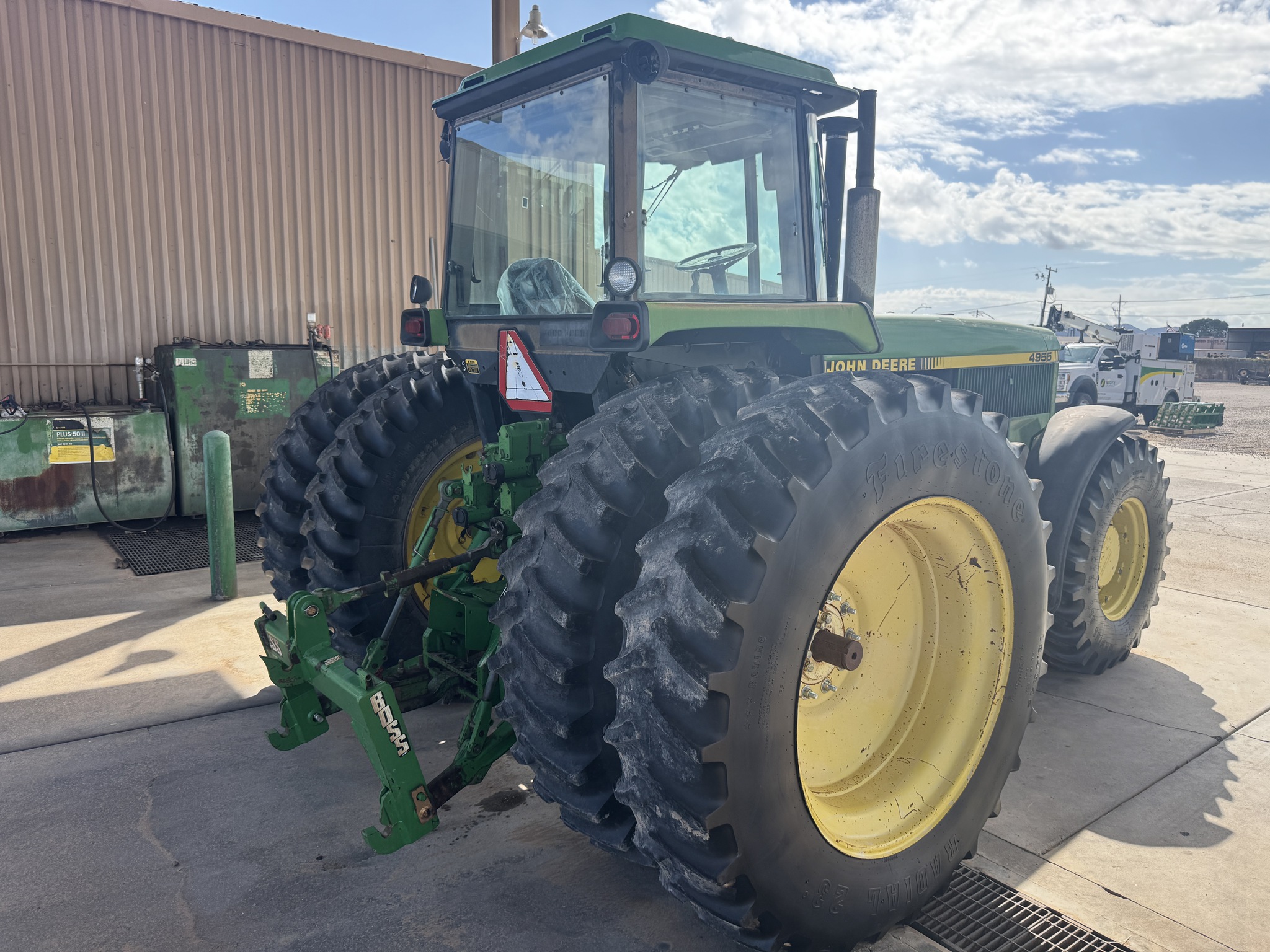 1990 John Deere 4955 Image 4