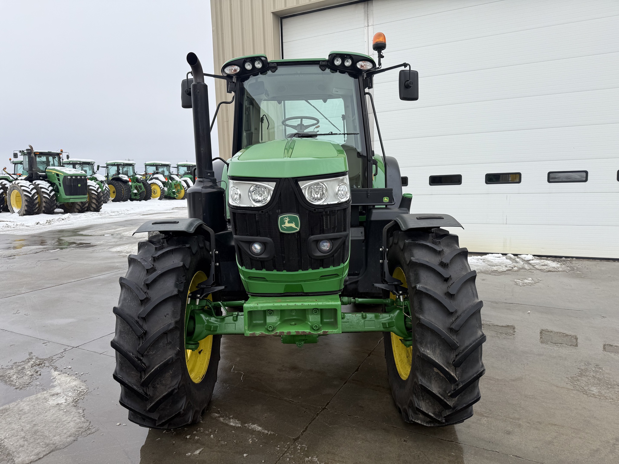 2021 John Deere 6145M Image 8