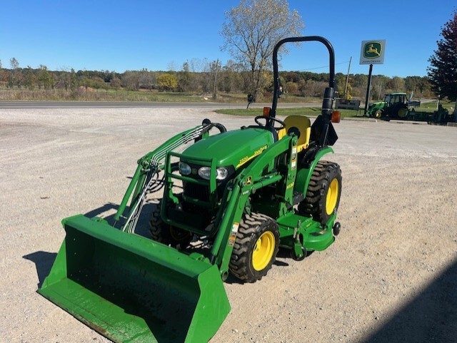 2012 John Deere 2320 Image 1