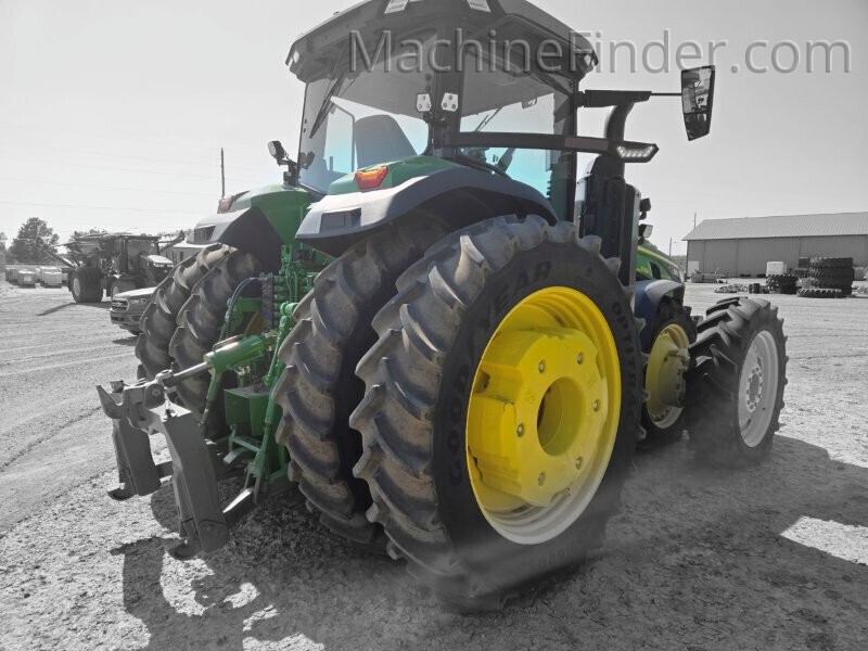 2024 John Deere 8R 370 Image 3