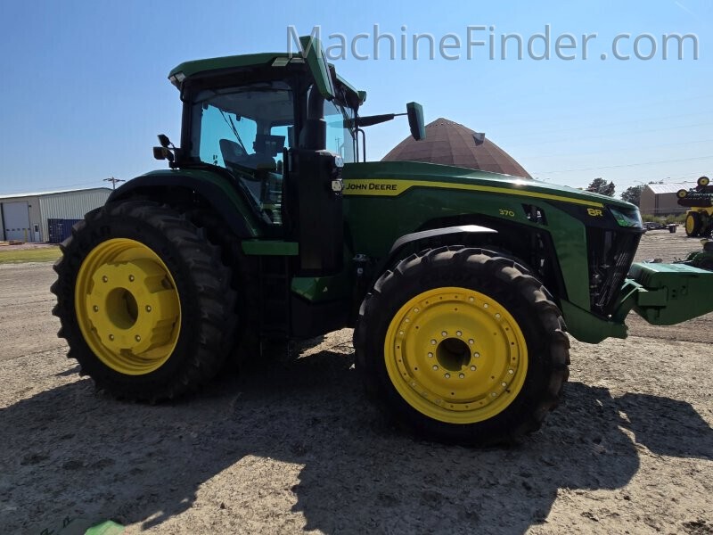 2024 John Deere 8R 370 Image 1