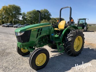 Photo of 2022 John Deere 5055E