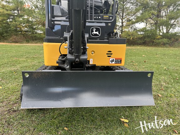 Photo of 2024 John Deere 17 P