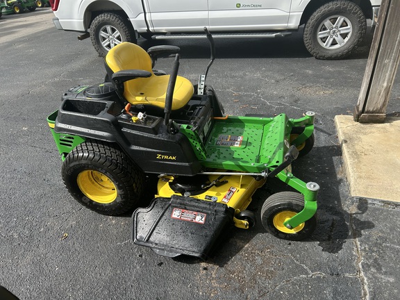 2021 John Deere z525e Photo 1