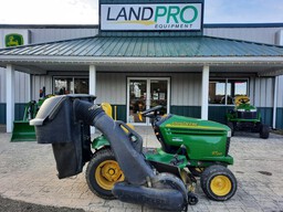 Lawn Mower For Sale 2005 John Deere GT245 , 20 HP