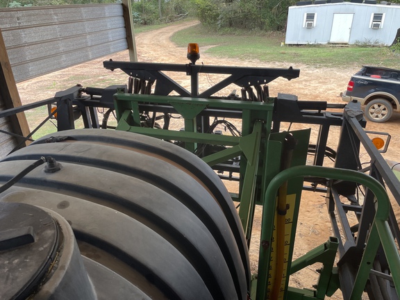 2004 John Deere 4710 Photo 12