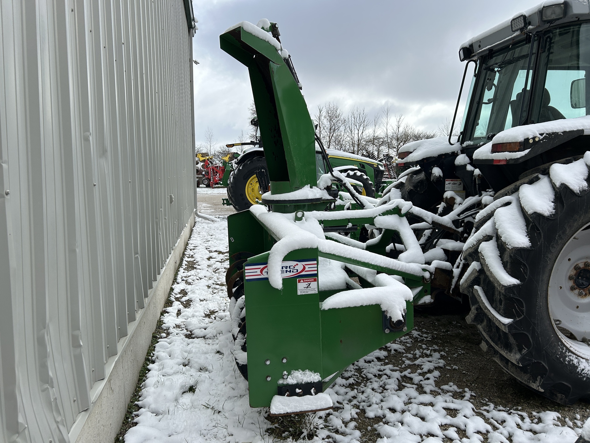 2001 White 6710 Image 27