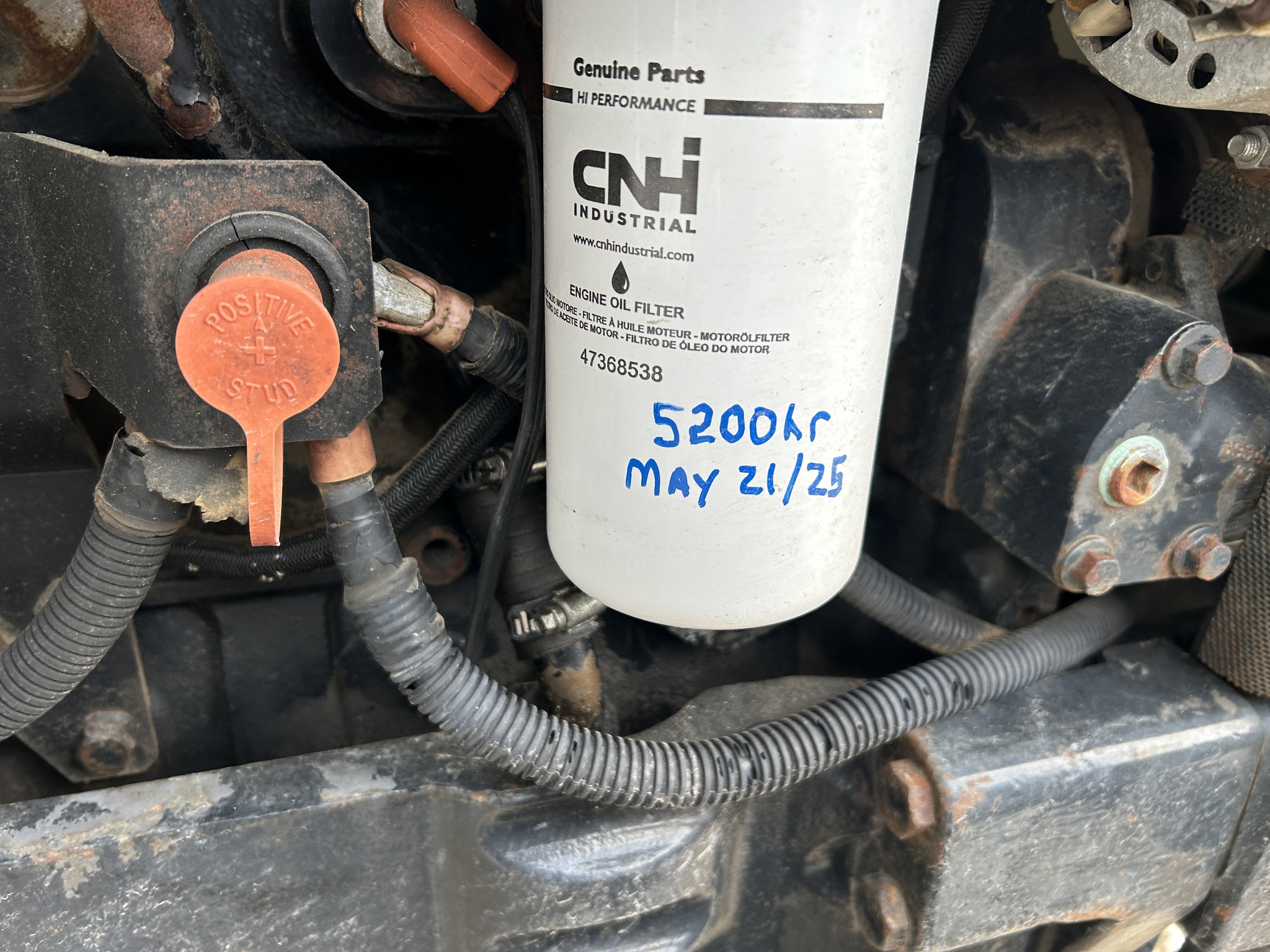 2001 White 6710 Image 29