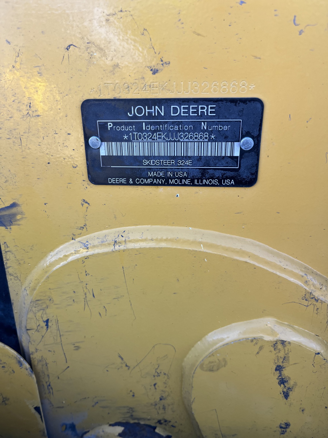 2018 John Deere 324E Image 2
