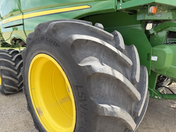 2024 John Deere S790 - Photo11