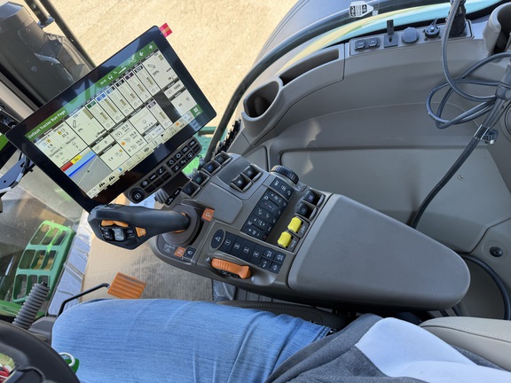 2025 John Deere 7R 350 - Photo37