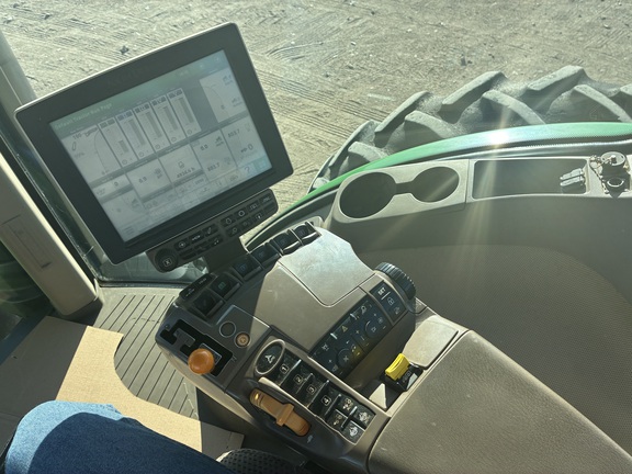 2014 John Deere 8245R (15th thumbnail)