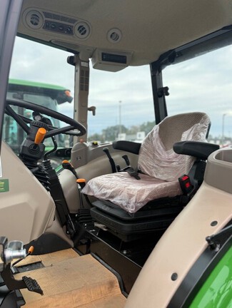 2025 John Deere 5067E-6