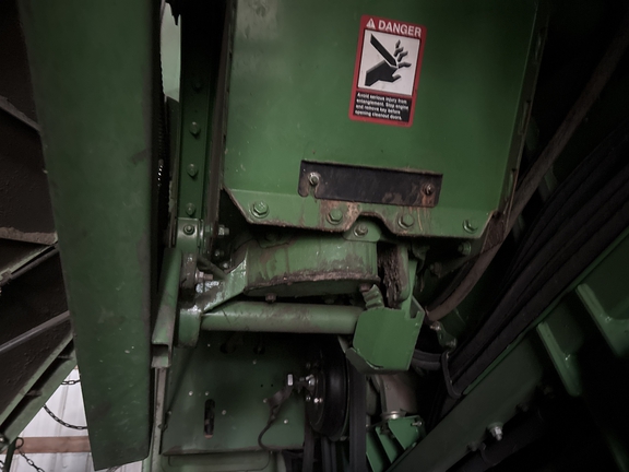 Used 2012 John Deere S670 Combines at Koenig Equipment in Anna, OH - Photo6