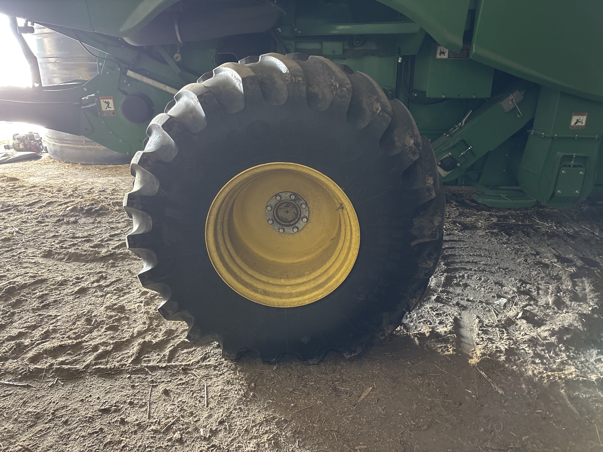 Used 2012 John Deere S670 Combines at Koenig Equipment in Anna, OH - PhotoXL31