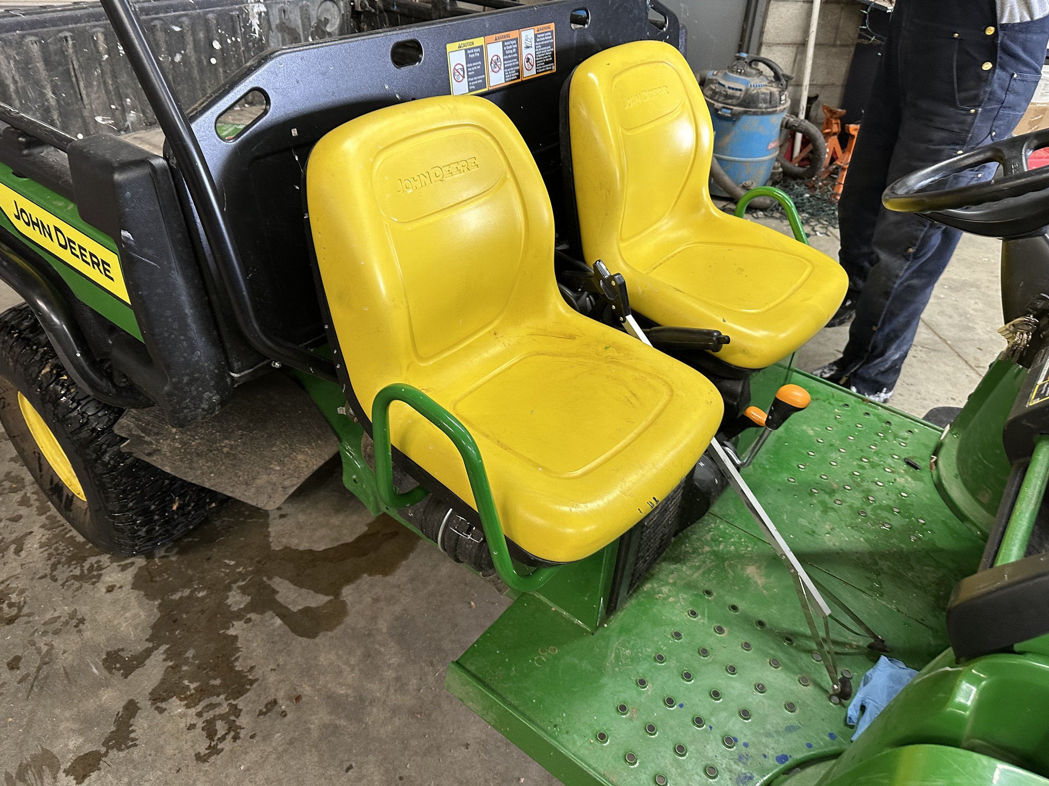 2025 John Deere TX Image 18