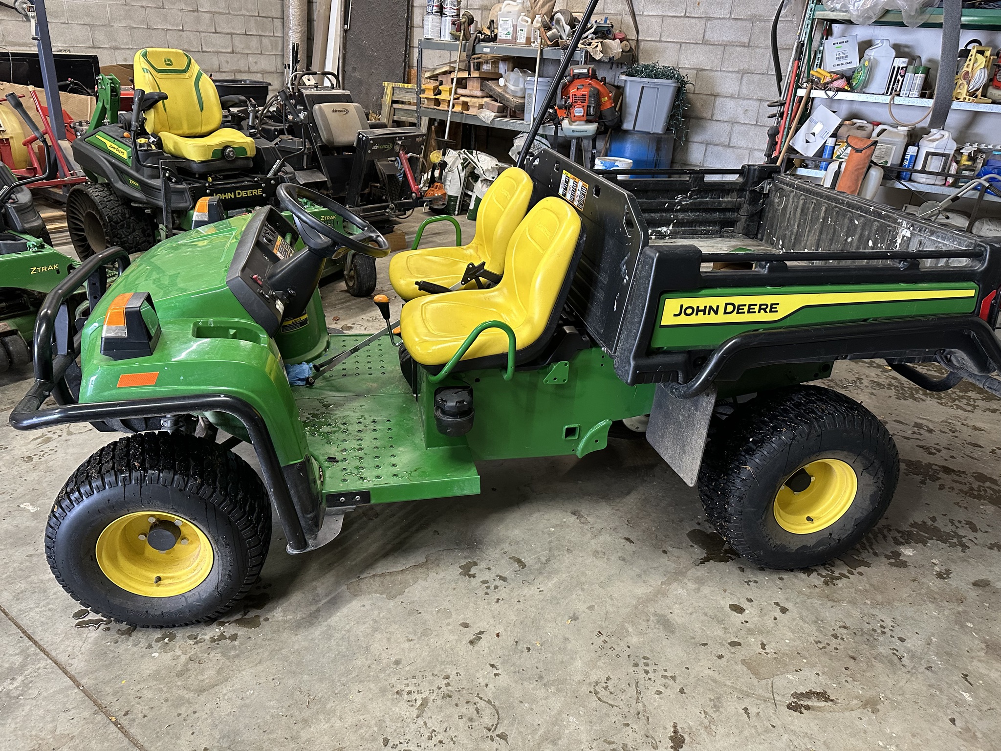 2025 John Deere TX Image 2
