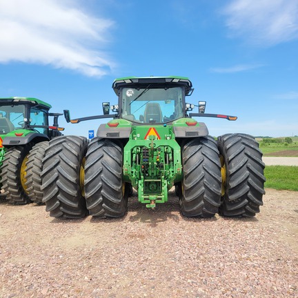 2023 John Deere 8R 370 (2nd thumbnail)