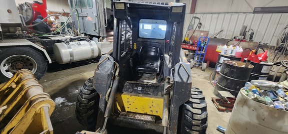 Photo of 2001 New Holland LS160