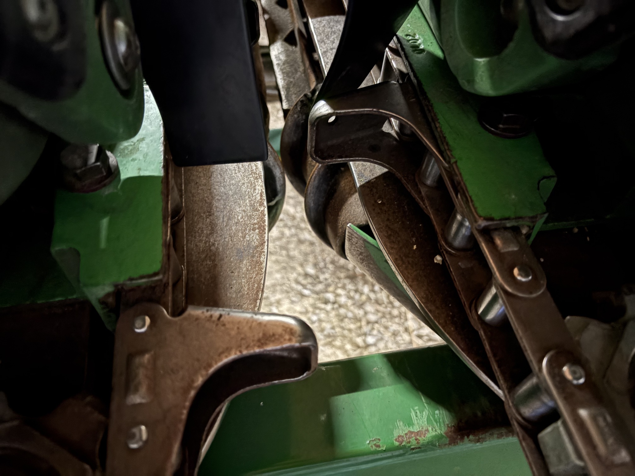 2011 John Deere 612C Image 16