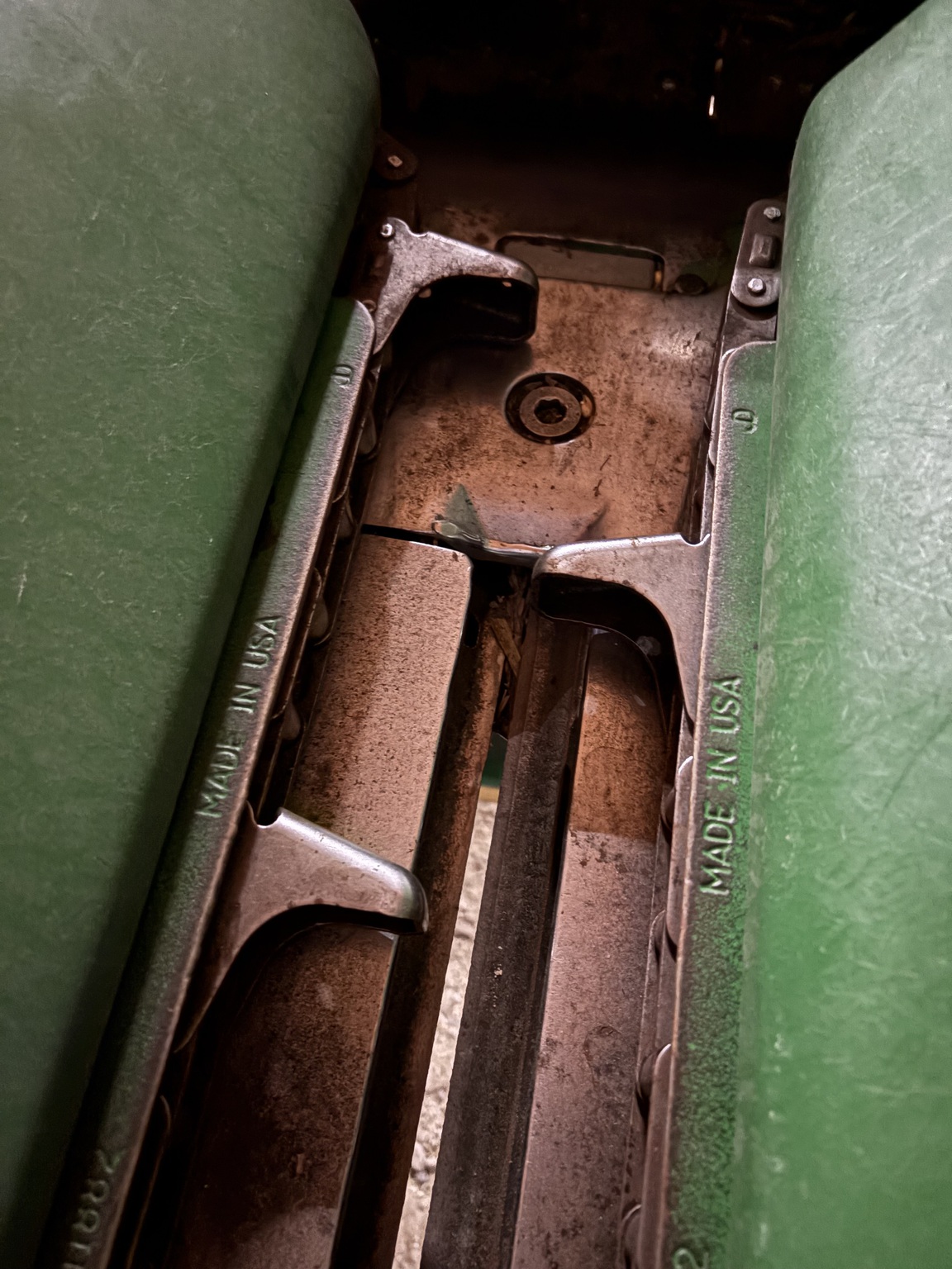 2011 John Deere 612C Image 15