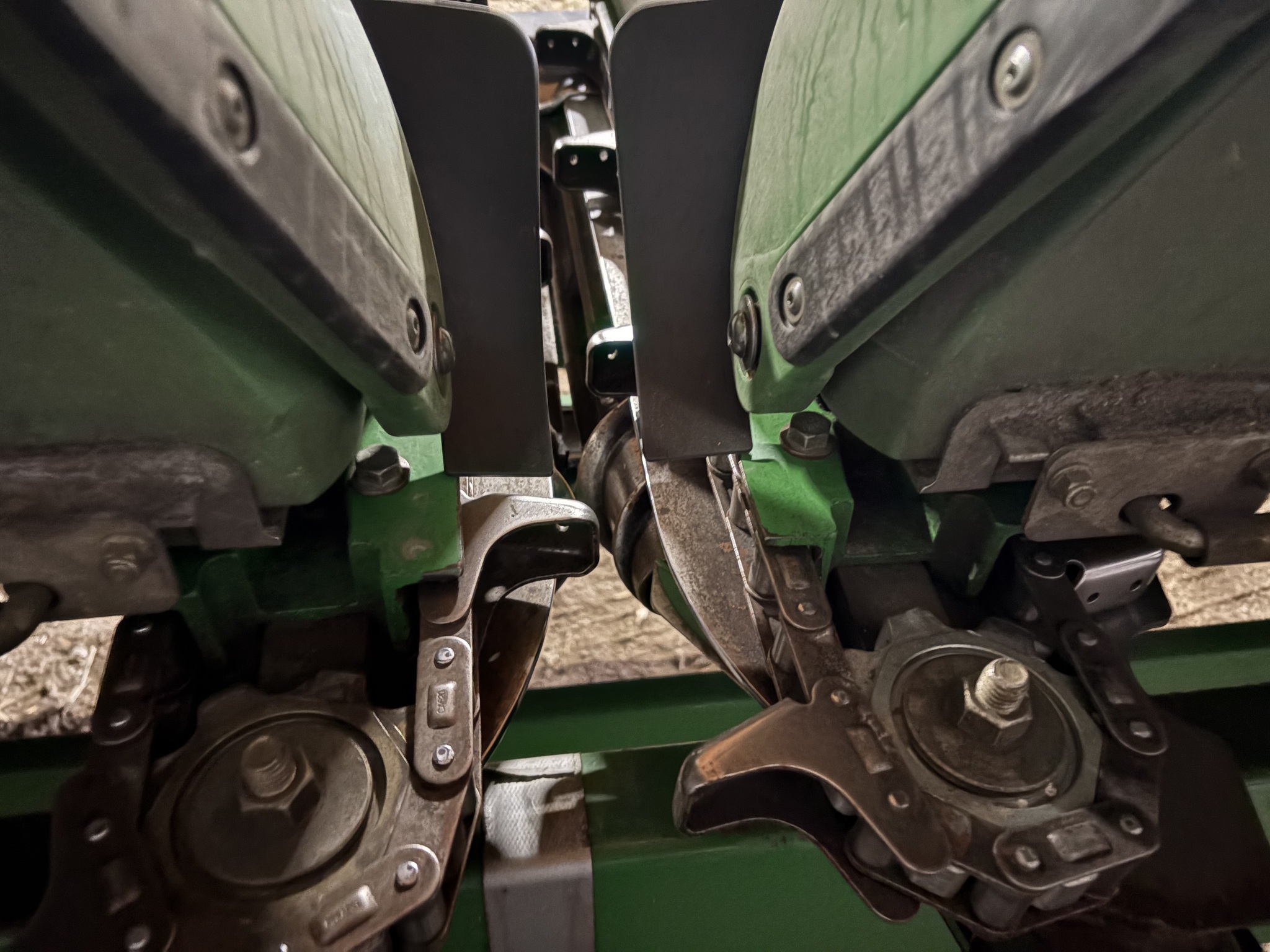 2011 John Deere 612C Image 10