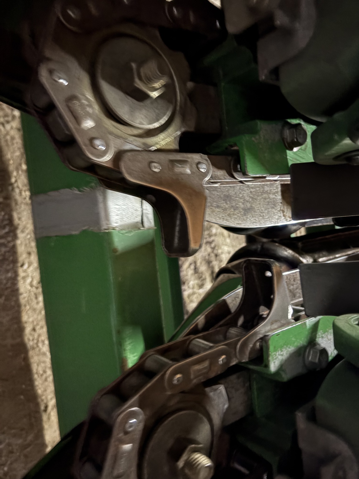 2011 John Deere 612C Image 8