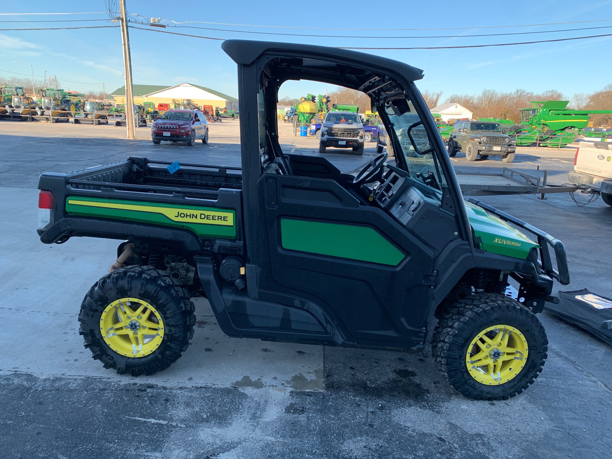  2021 John Deere XUV 835M at Heritage Tractor in Lamar, MO