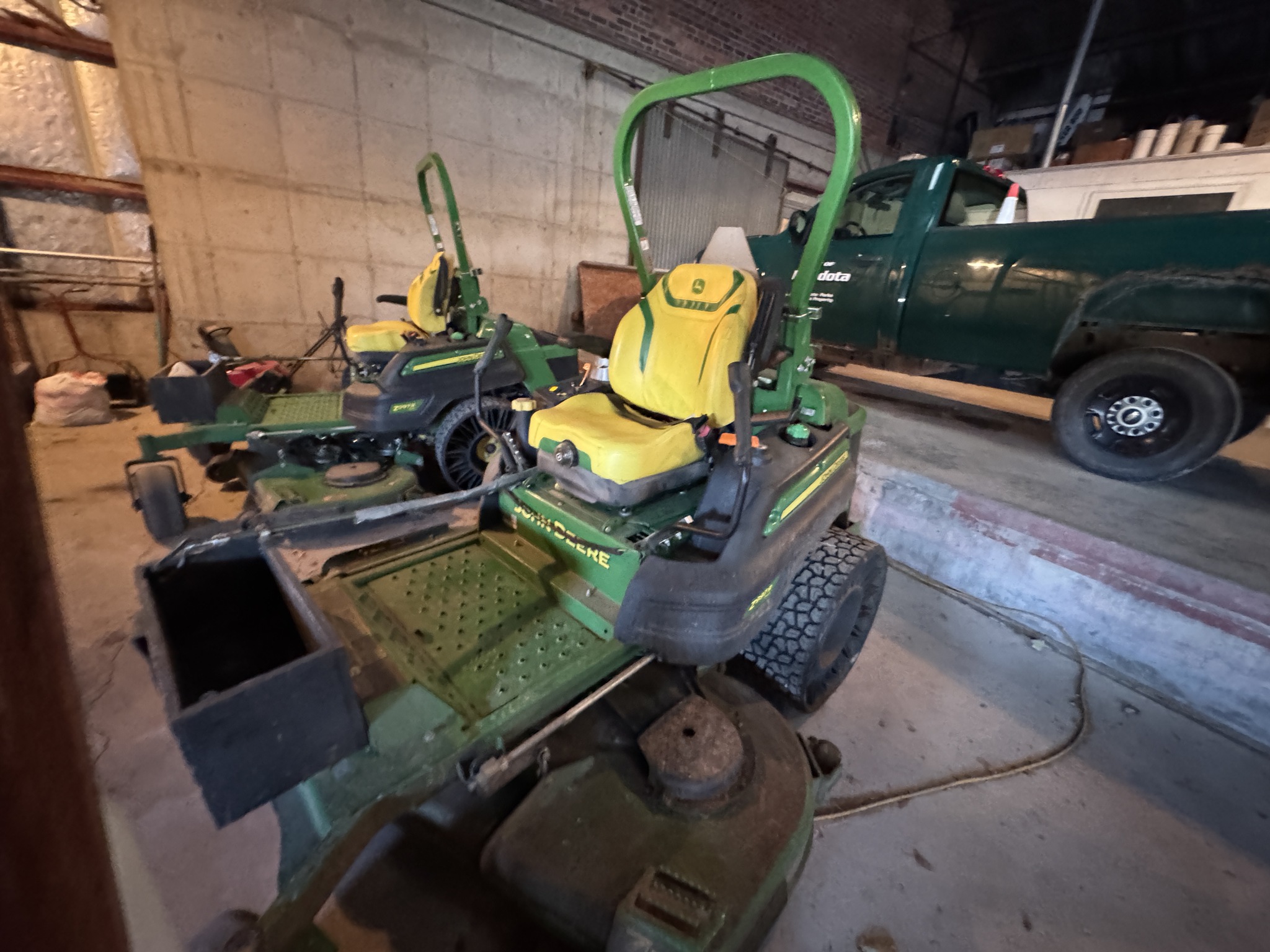  2024 John Deere Z997R at Heritage Tractor in Mendota, IL