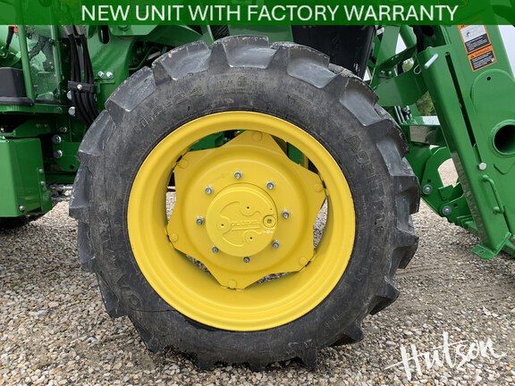 Photo of 2025 John Deere 5060E