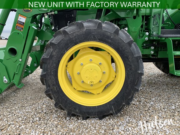 Photo of 2025 John Deere 5060E