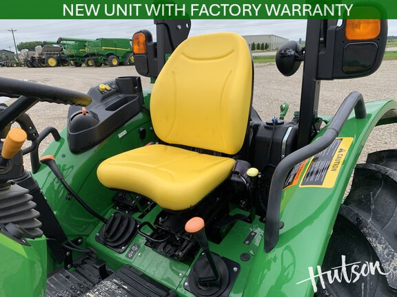 Photo of 2025 John Deere 5060E