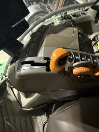 2022 John Deere 8R 370 - Photo15