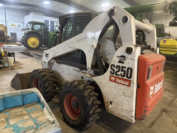 2009 Bobcat S250 - Photo2