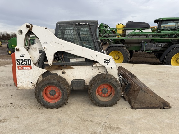 2009 Bobcat S250 - Photo2