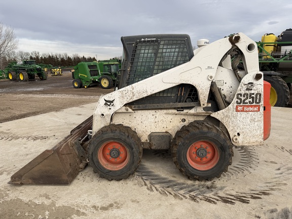 2009 Bobcat S250 - Photo6