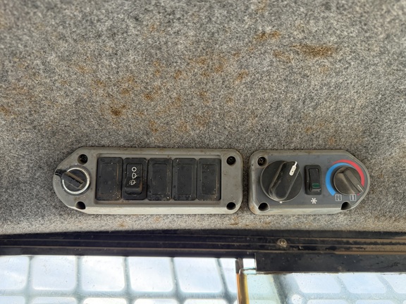 2009 Bobcat S250 - Photo26