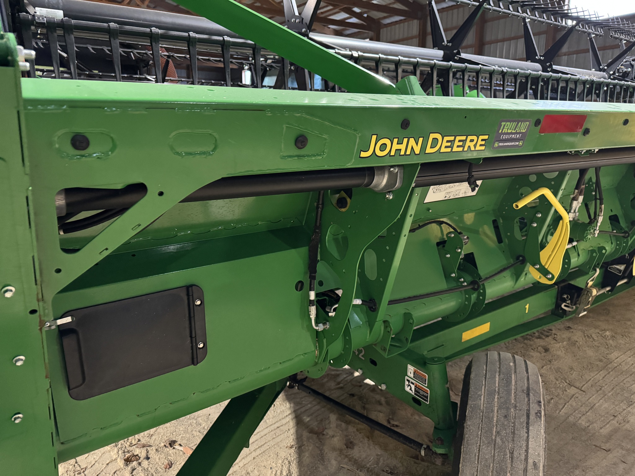 2024 John Deere RDF 40 Image 3