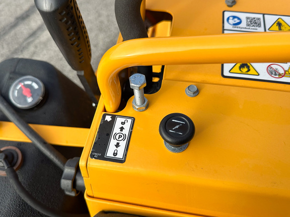 2015 Cub-Cadet PRO X648