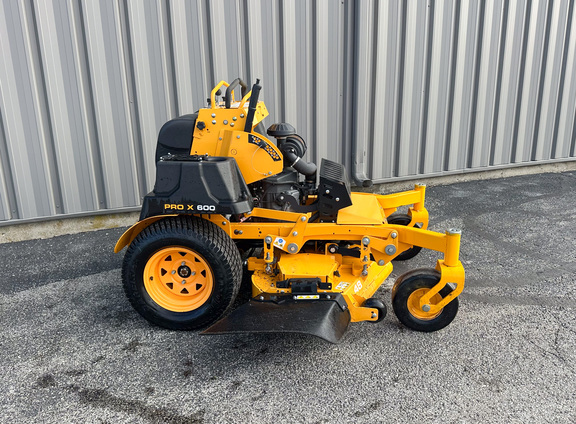 2015 Cub-Cadet PRO X648