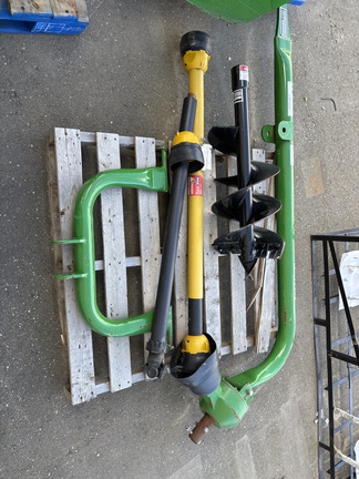 Used 2015 Frontier PHD200 Compact Utility Tractor Attachments at Horizon Ag & Turf in Edmonton West, AB - Photo2